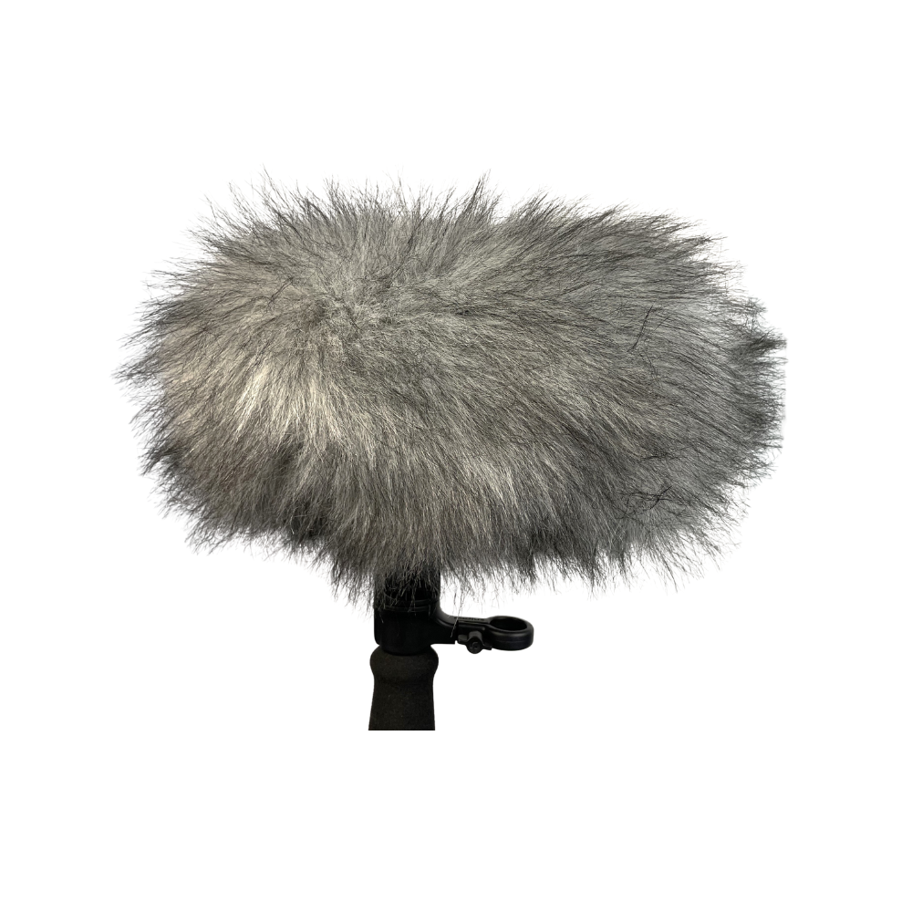 Mini-ALTO 115 fitted with grey synthetic fur windcover