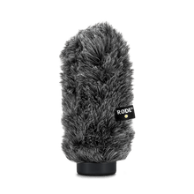 RØDE WS7 Deluxe microphone windshield, gray furry cover with black base