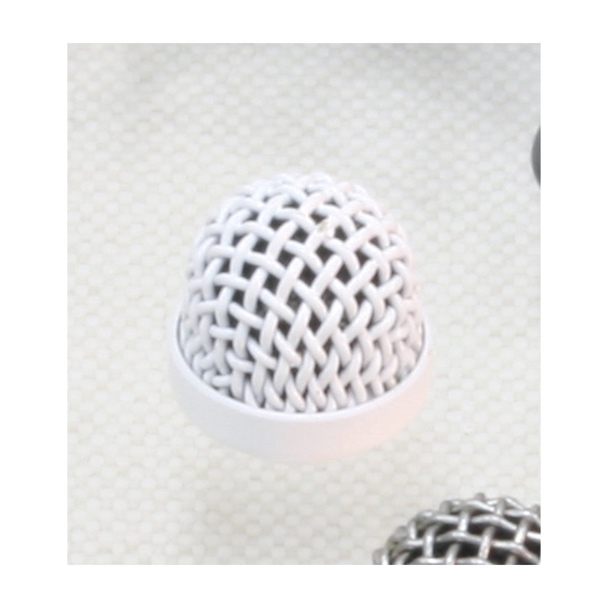 Sanken COS-11 metal windshield with white mesh grille